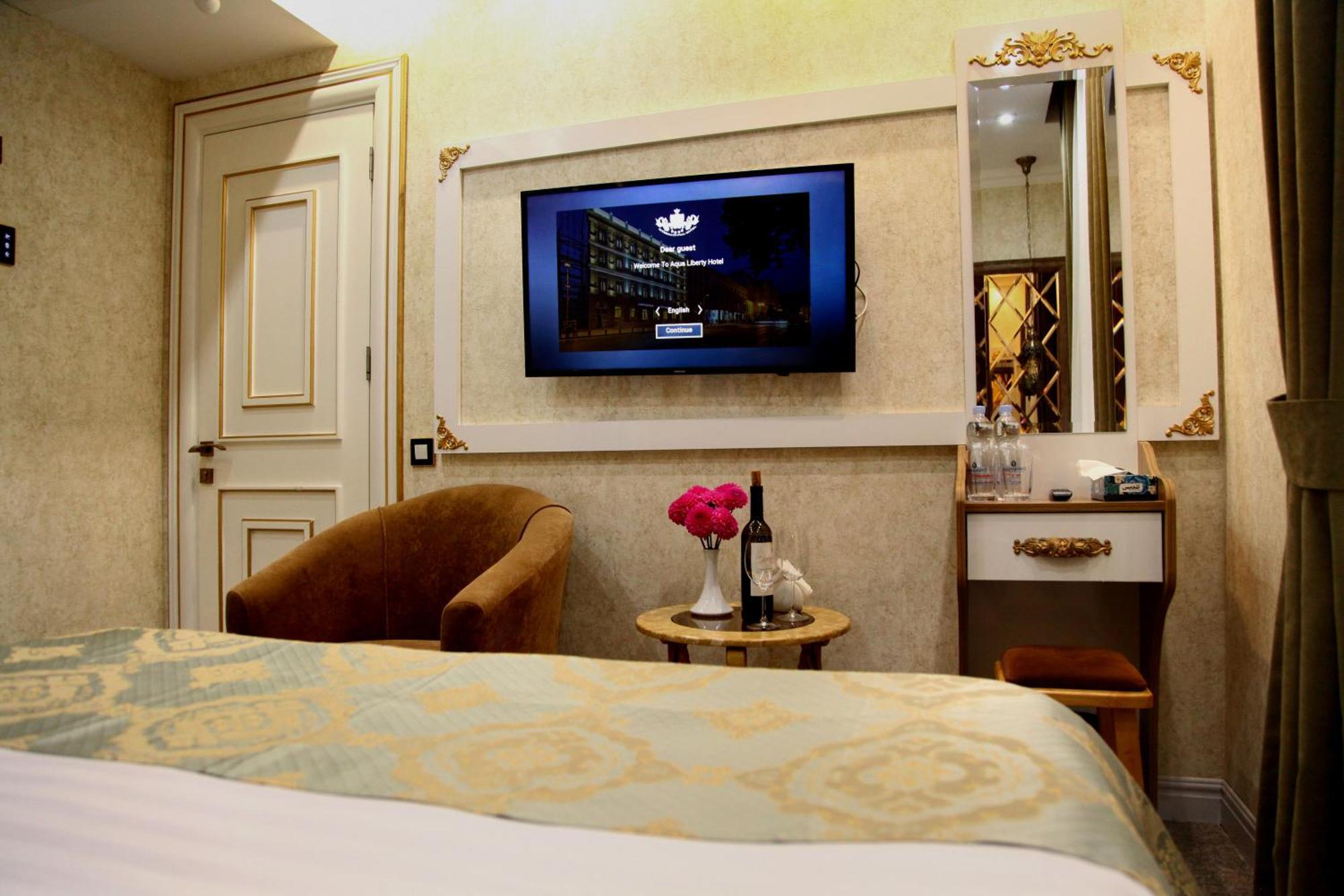 Aqua Hotel Tbilisi Eksteriør billede